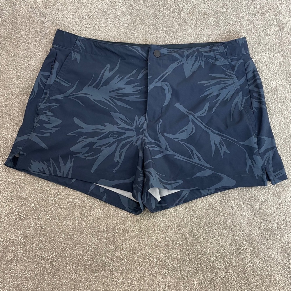 North Face Shorts Womens Size 14 Floral Hiking Never Stop Wearing Shorts Navy